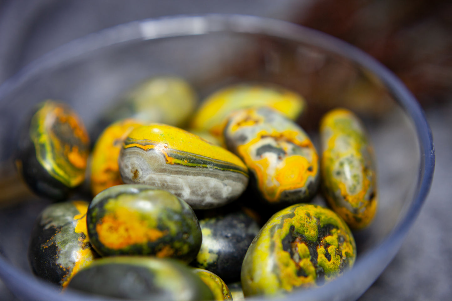 Bumble bee Jasper - tumbled