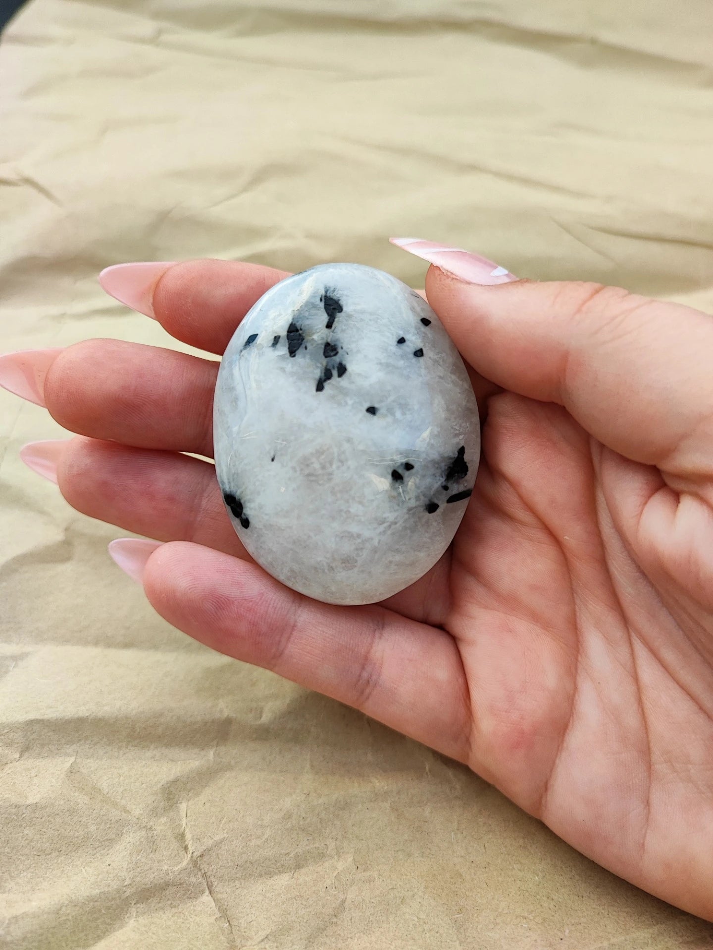 Black tourmaline in quartz - palmstone