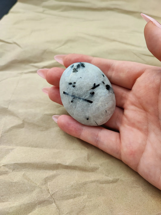 Svart turmalin i kvarts - palmstone