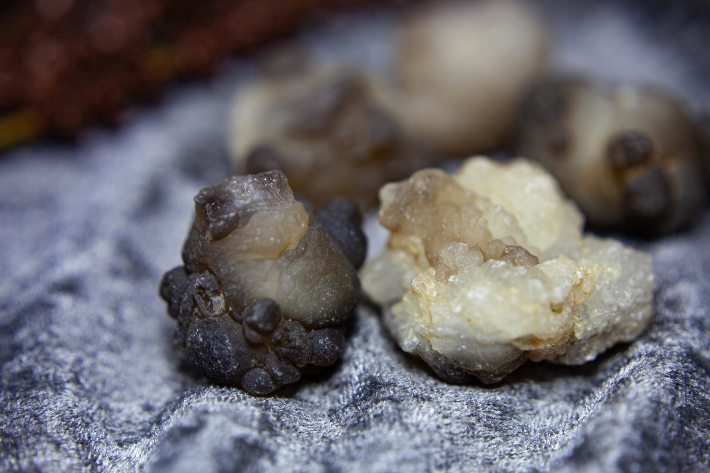 Panda Agate/Truffle Chalcedony - big boulder