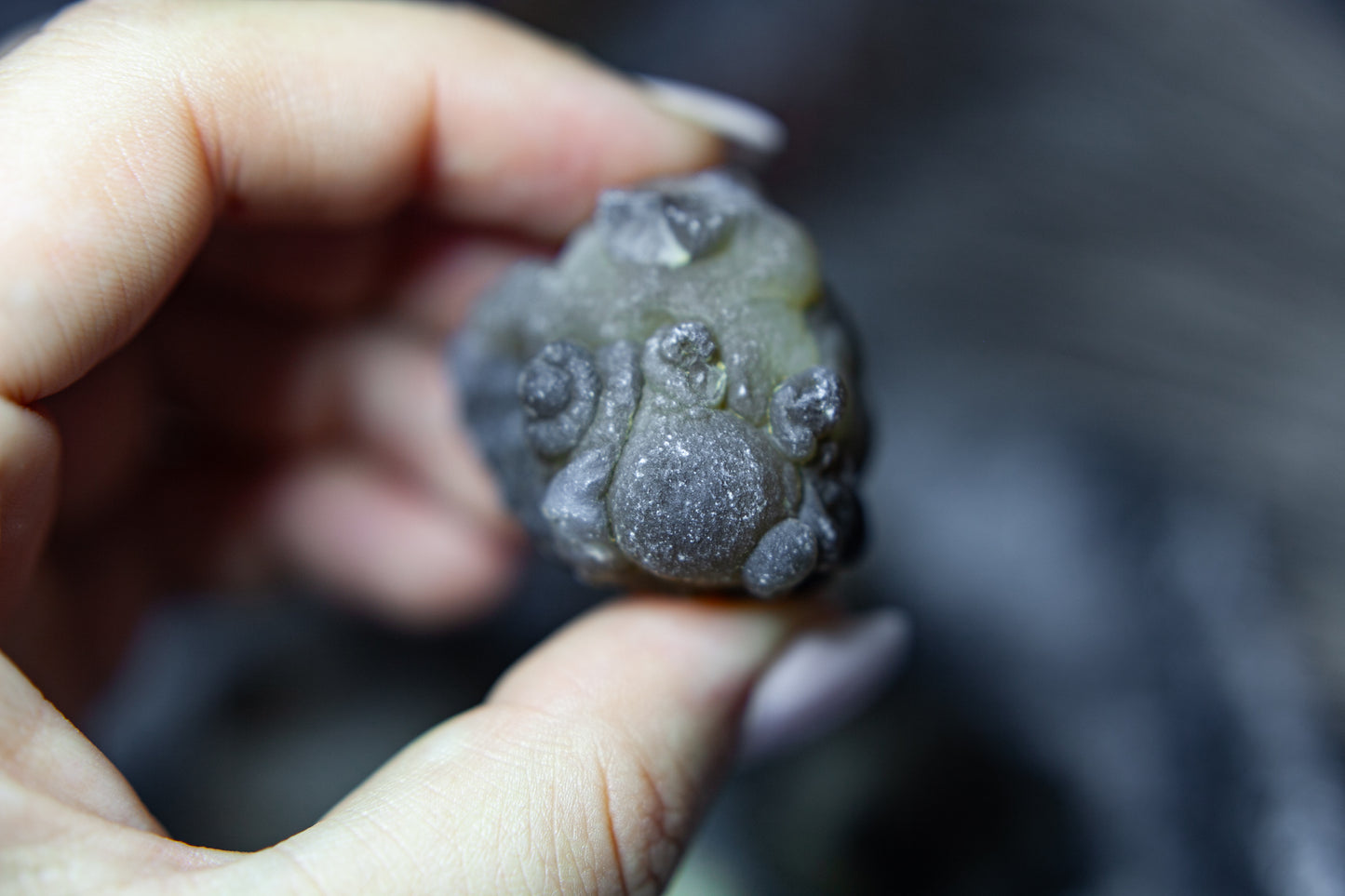 Panda Agate/Truffle Chalcedony - big boulder