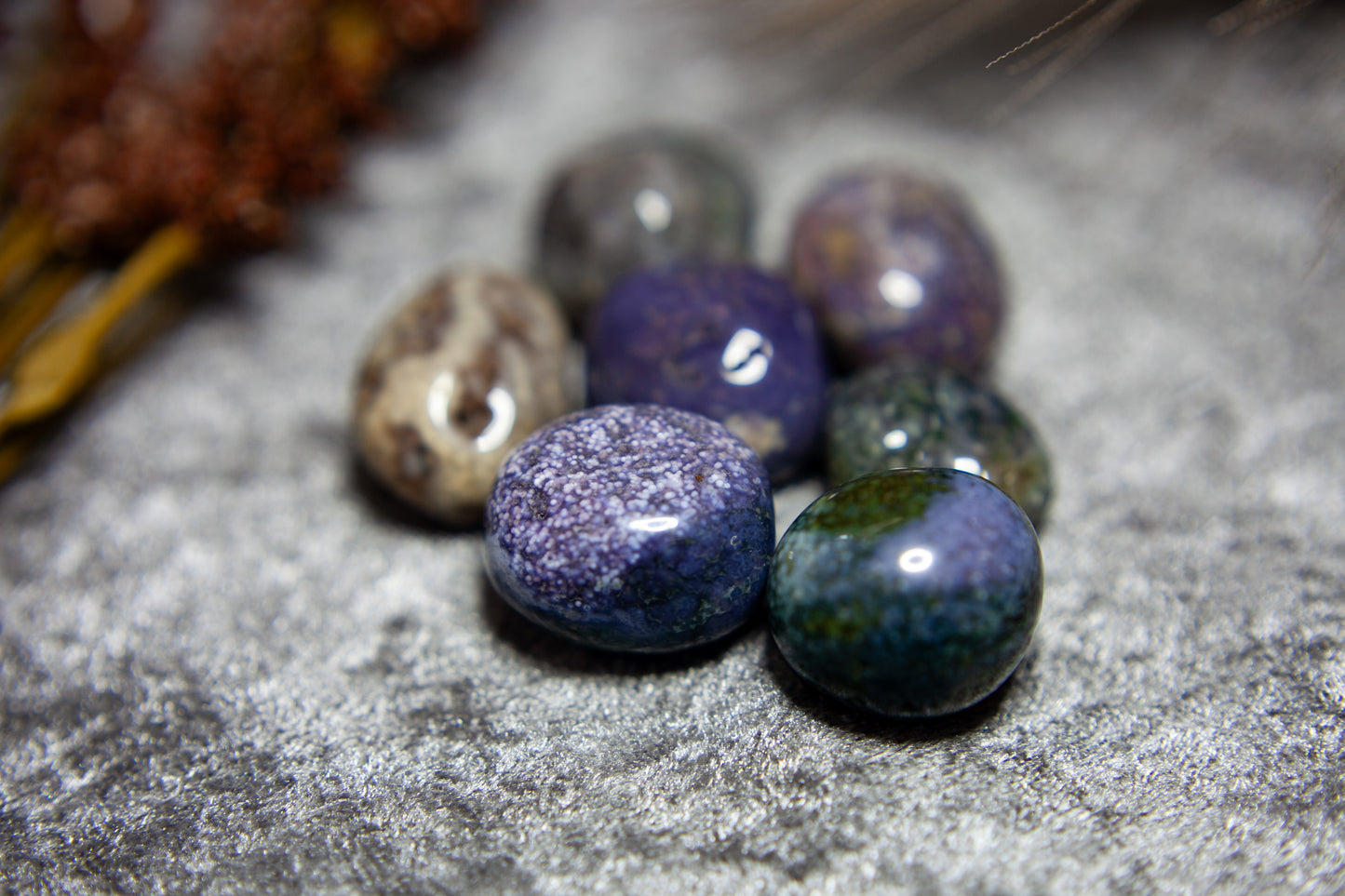 Grape agate - tumbled