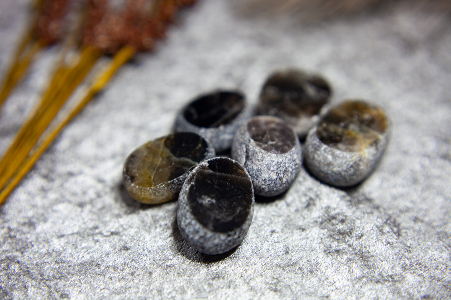 Smoky quartz (dark) with citrine - Ema egg