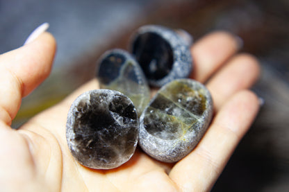 Smoky quartz (dark) with citrine - Ema egg