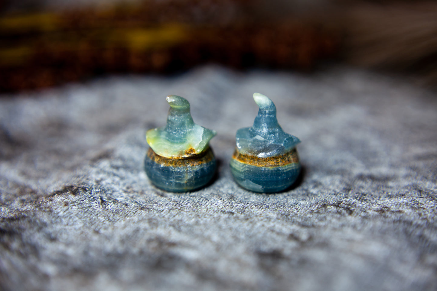 Blue Onyx - Pumpkin with hat