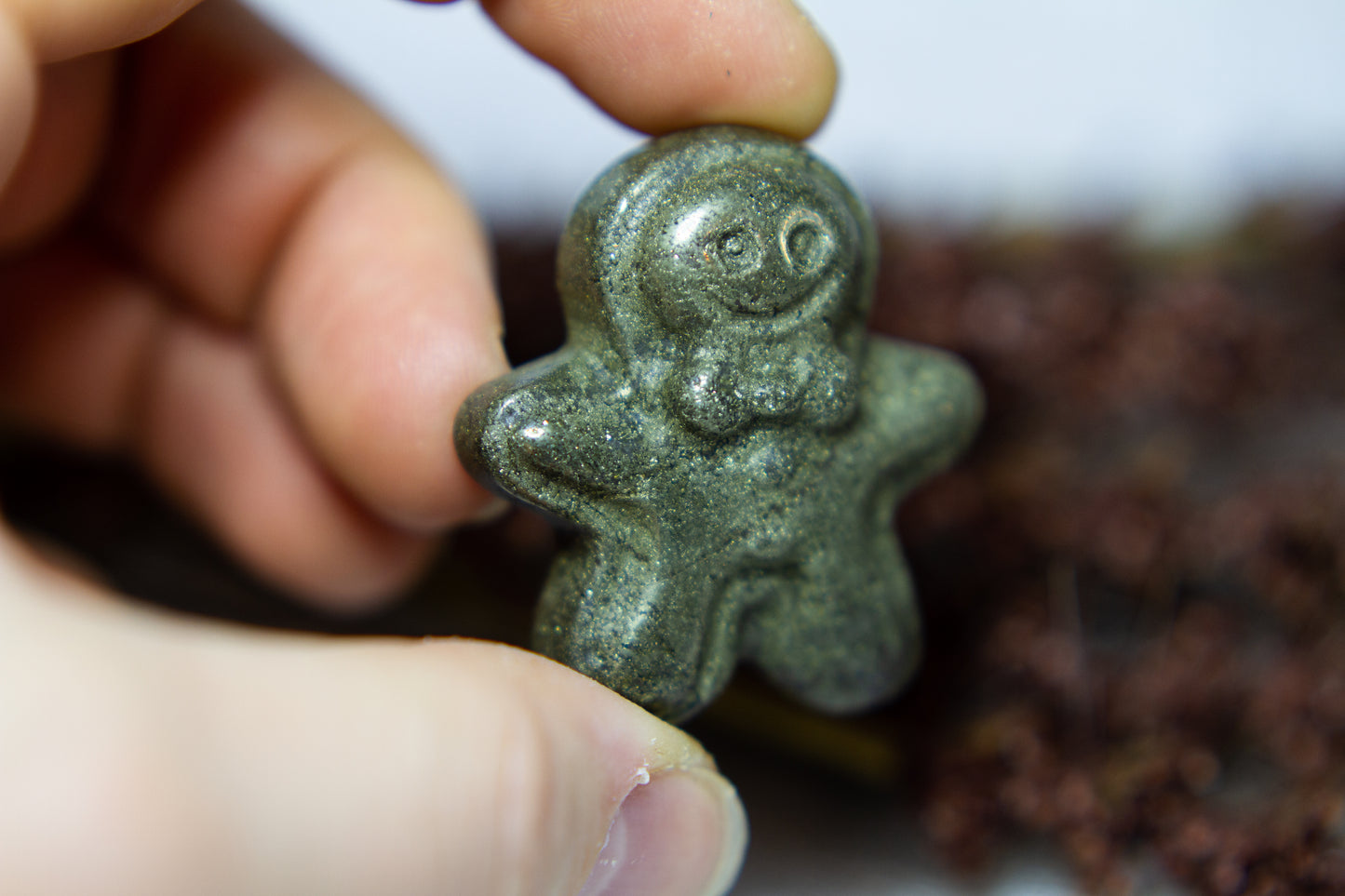 Pyrit - Pepparkaksgubbe 𐀪