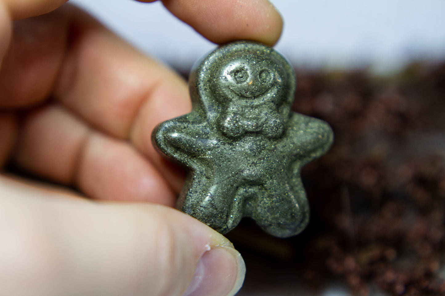 Pyrit - Pepparkaksgubbe 𐀪