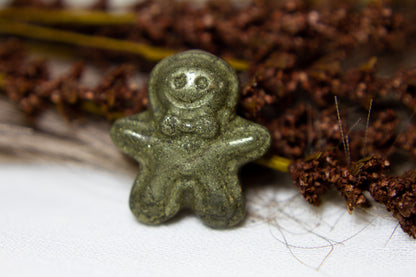 Pyrit - Pepparkaksgubbe 𐀪