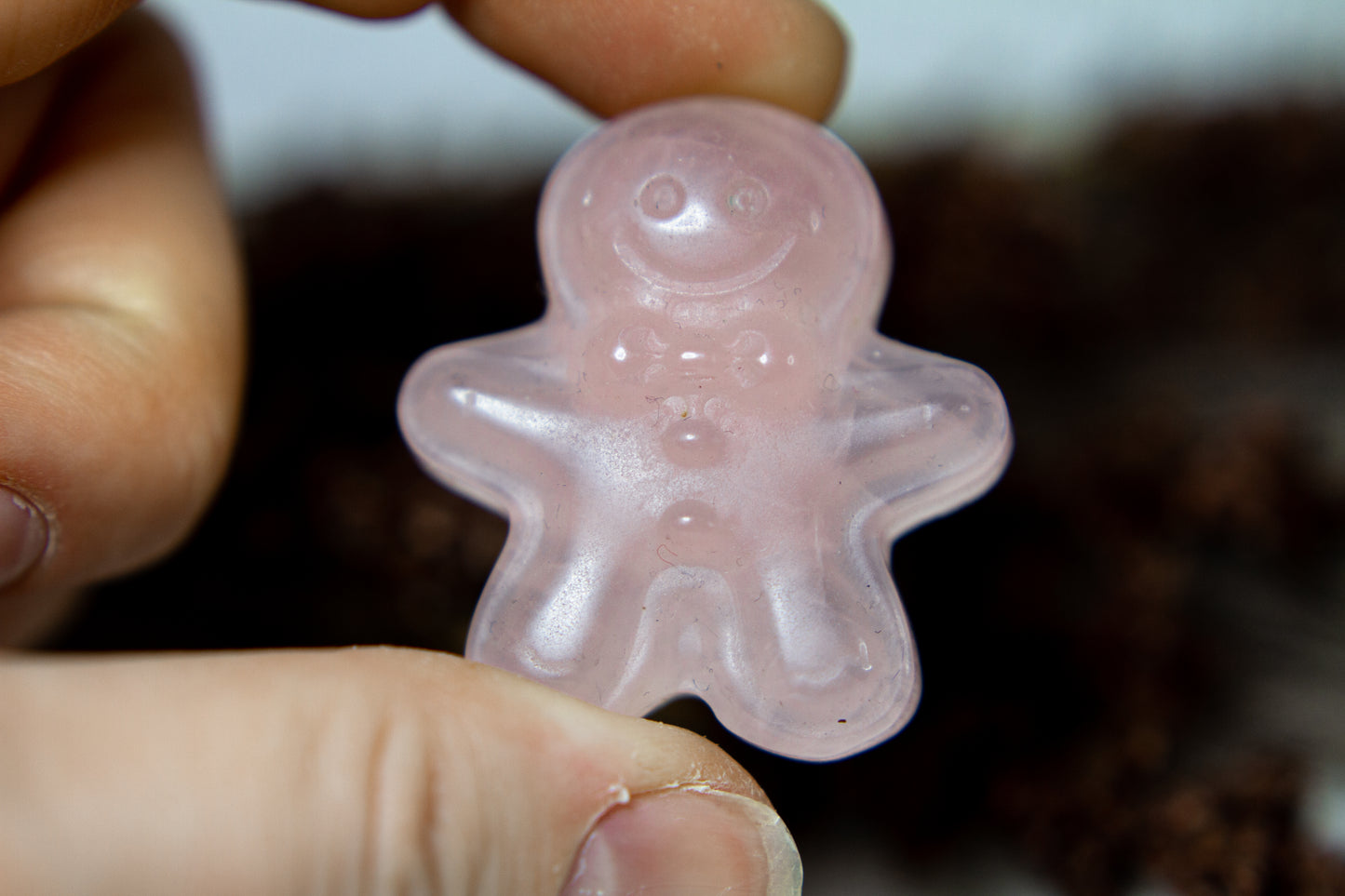 Rosenkvarts - Pepparkaksgubbe 𐀪