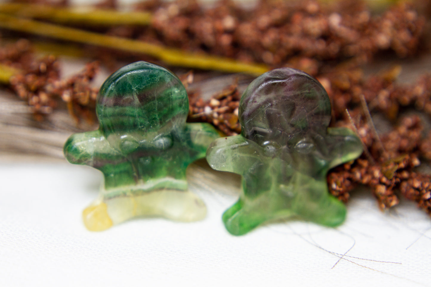 Regnbågsfluorit - Pepparkaksgubbe 𐀪