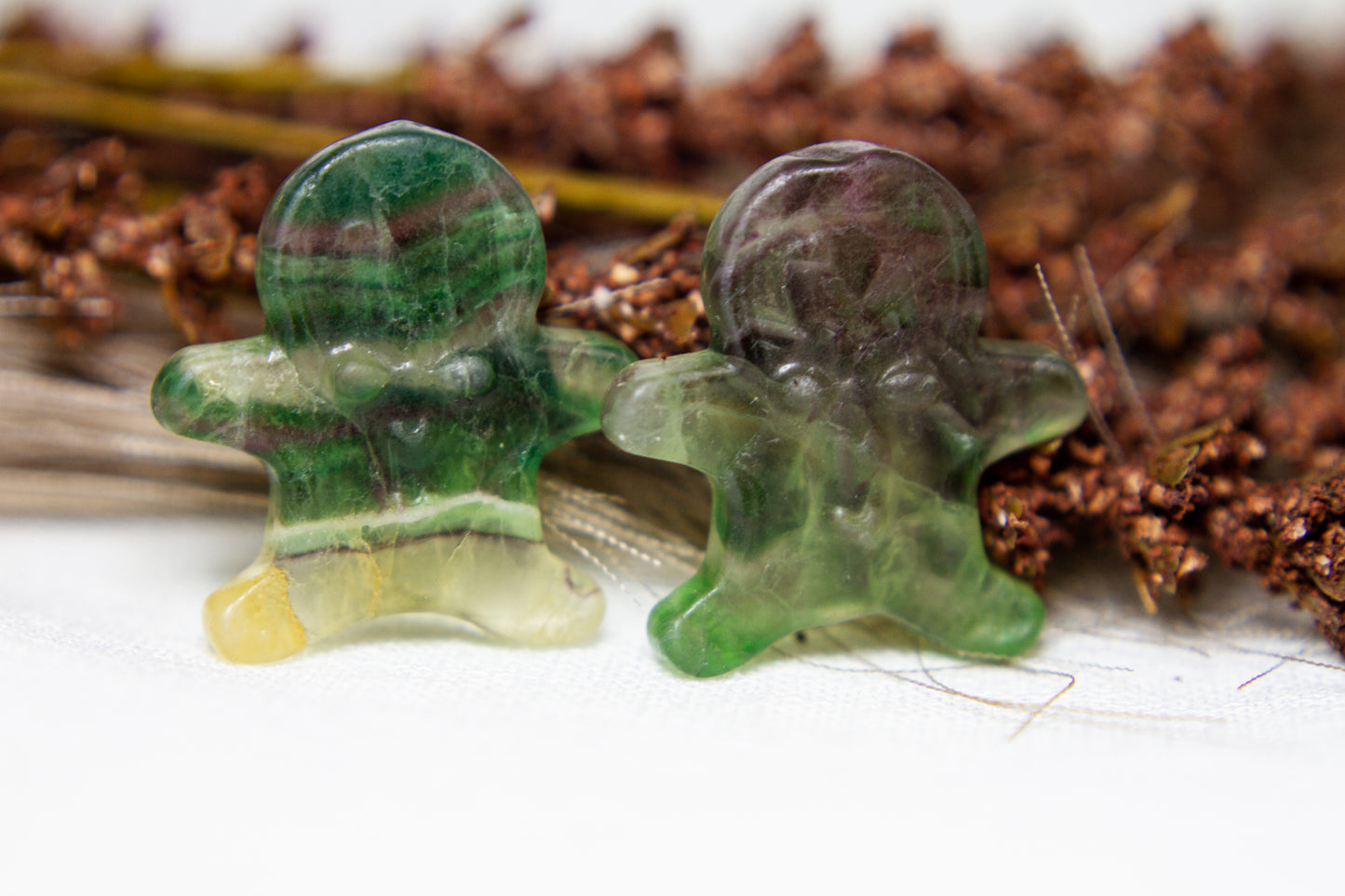 Regnbågsfluorit - Pepparkaksgubbe 𐀪