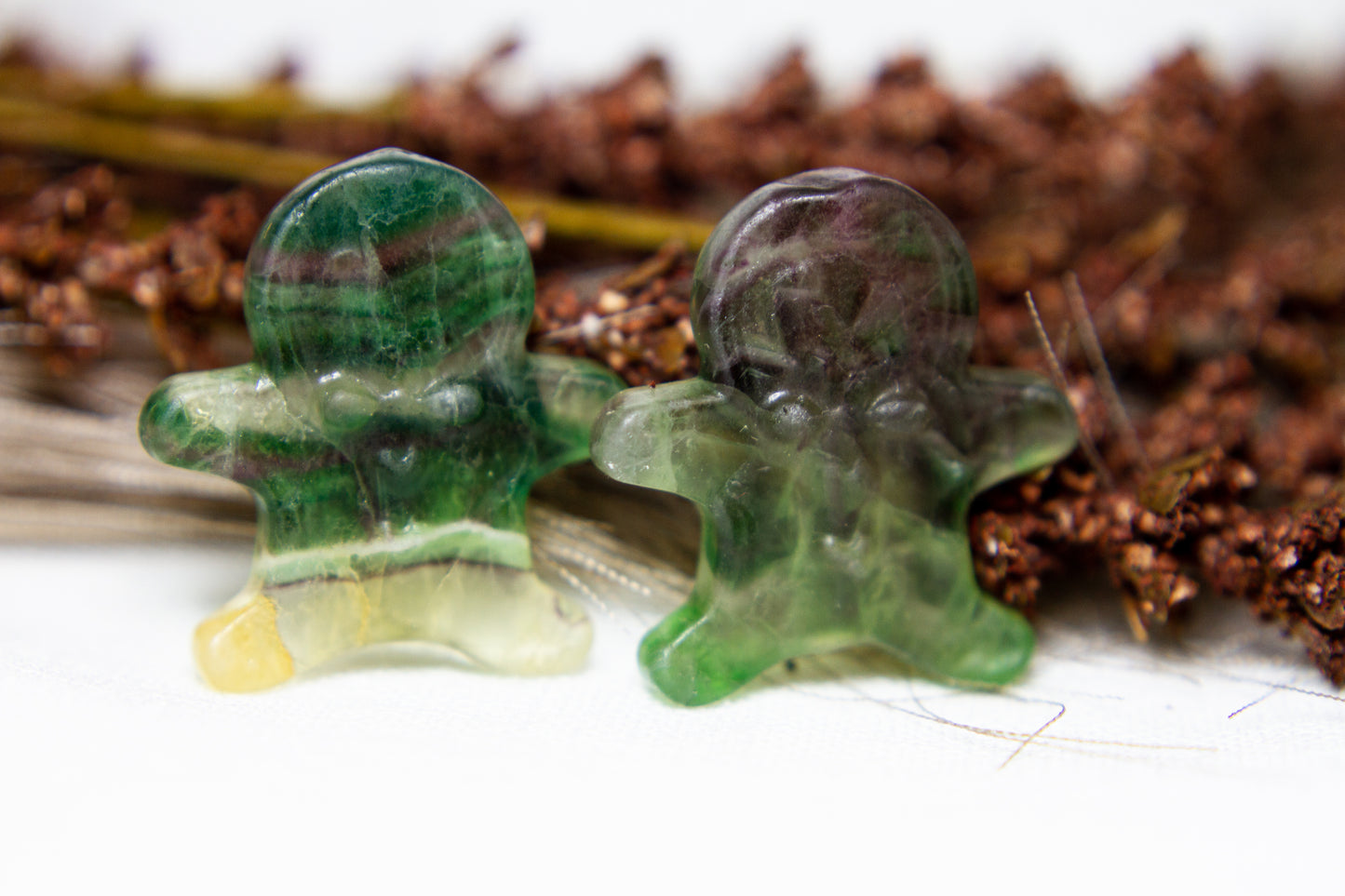 Regnbågsfluorit - Pepparkaksgubbe 𐀪