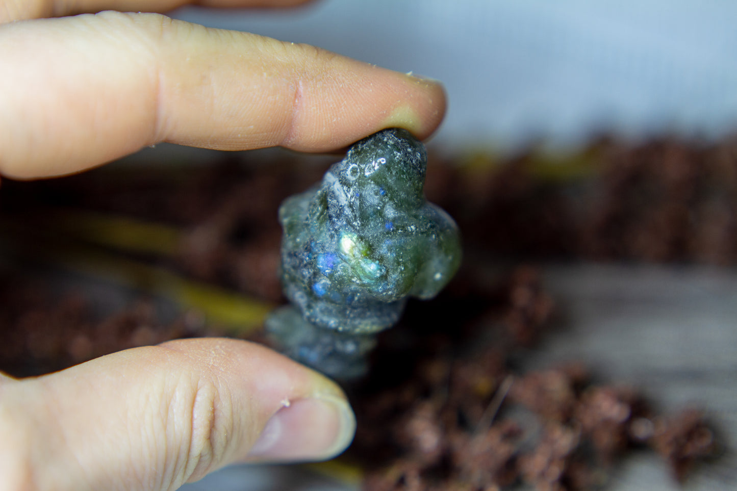 Labradorit - Jultomte 𖠋