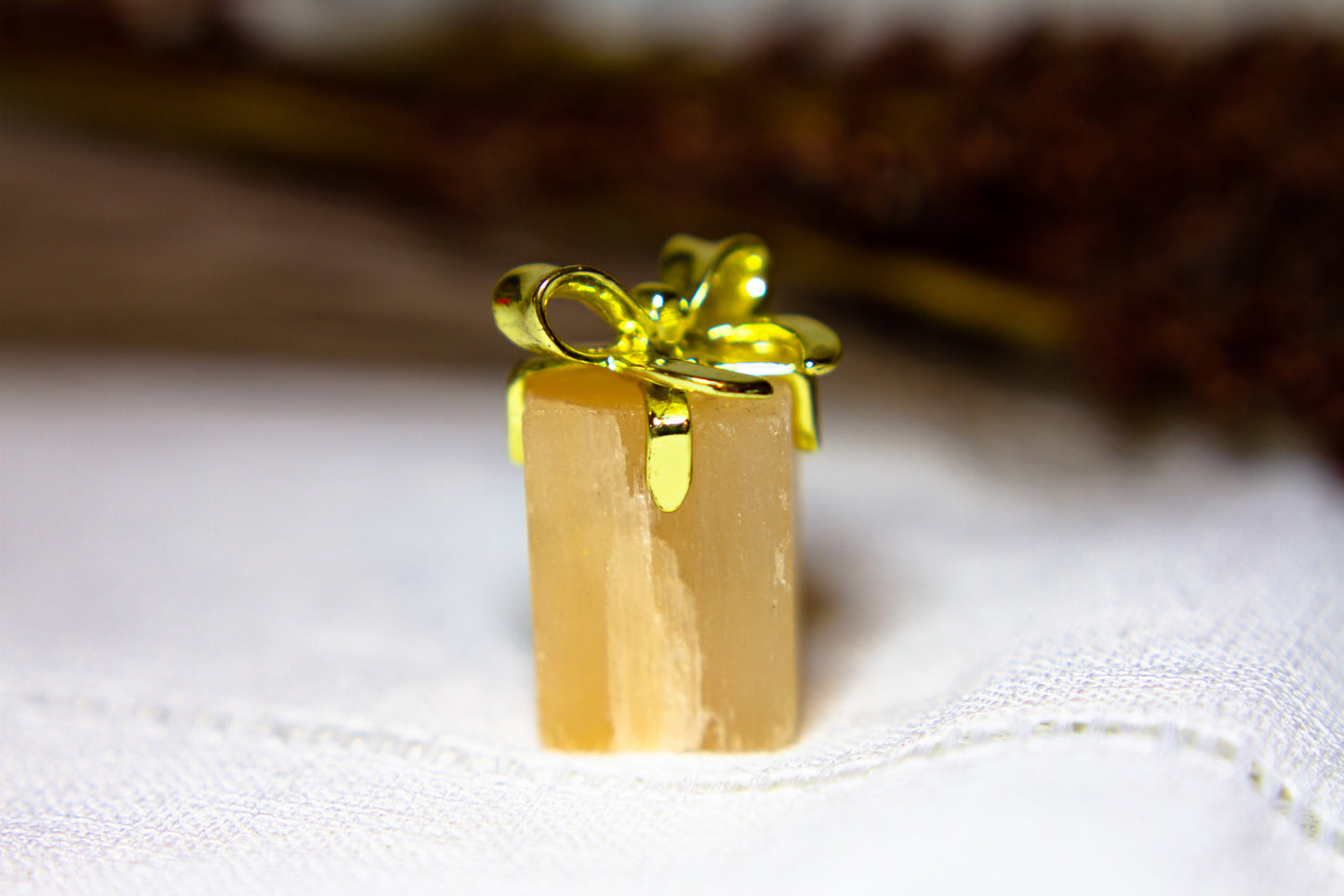 Orange Selenit - Julklapp med Guldrosett 𐙚