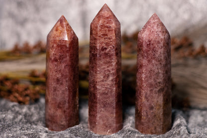 Strawberry Quartz - point
