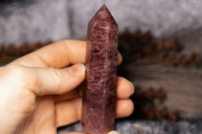 Strawberry Quartz - point