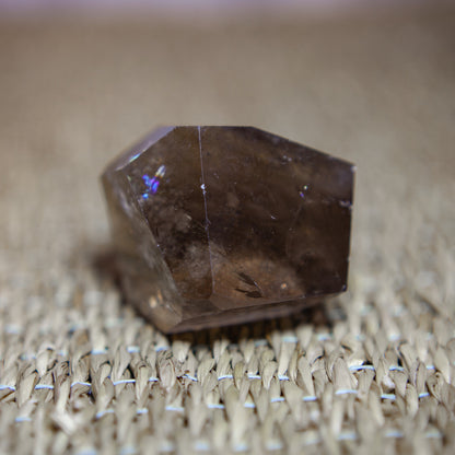 Rökkvarts - regnbåge friform