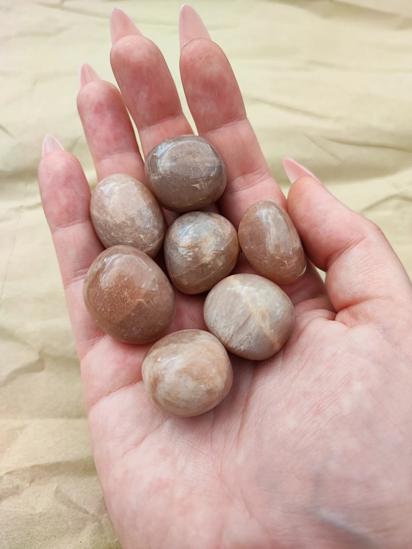 Peach moonstone - tumbled