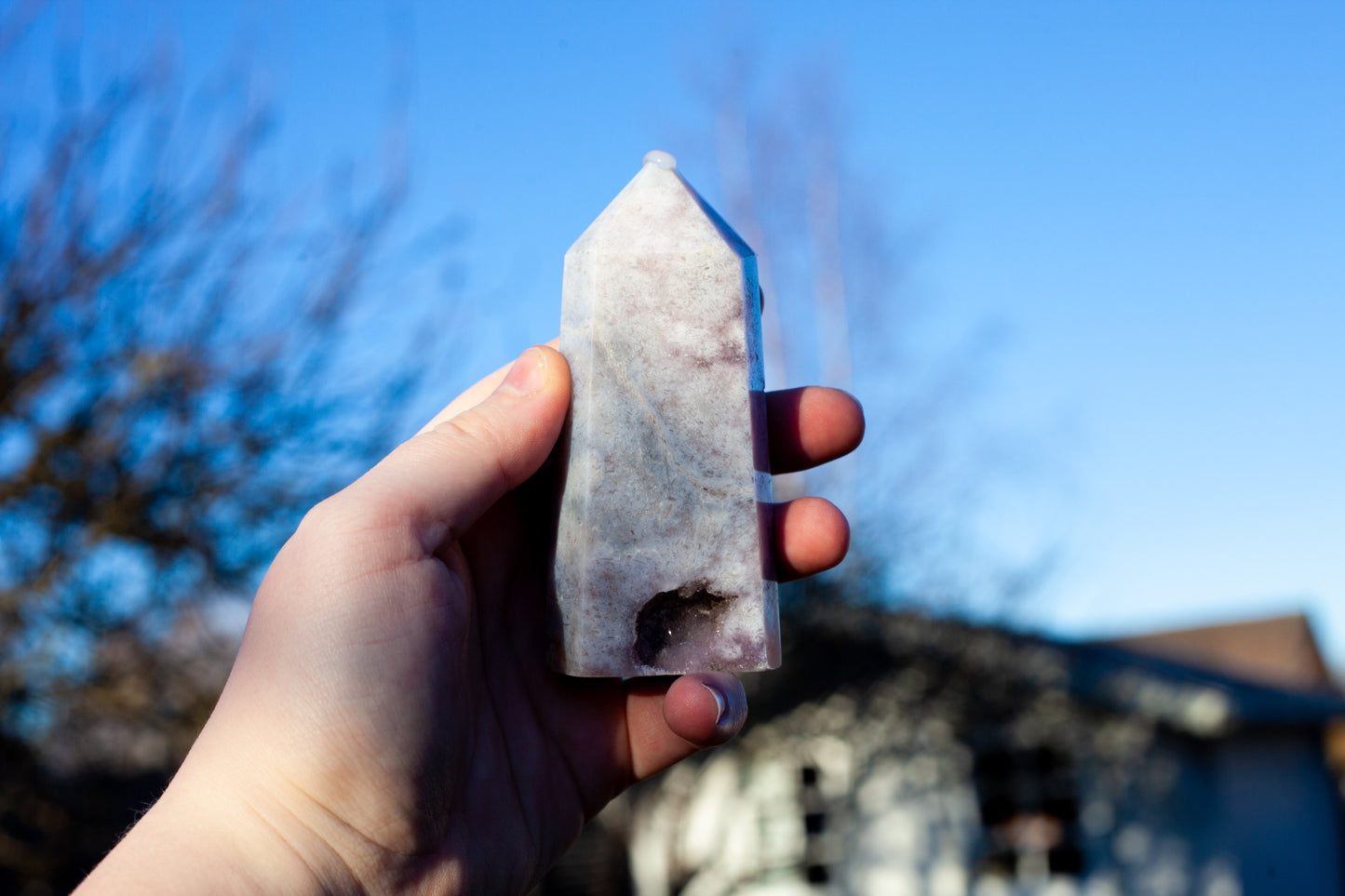 Flower agate with pink amethyst - tower