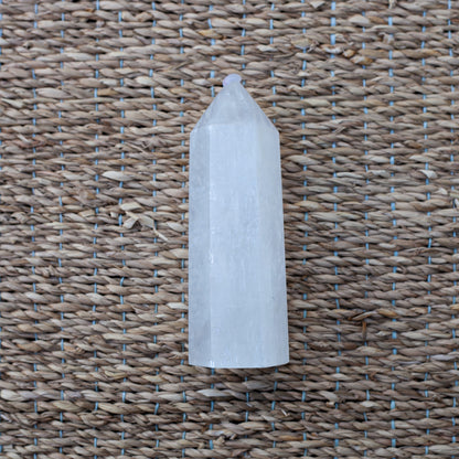 White calcite - tower A