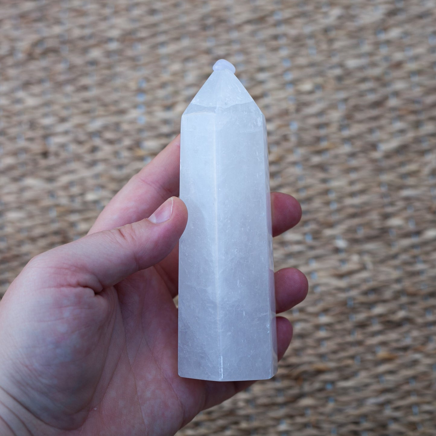 White calcite - tower B