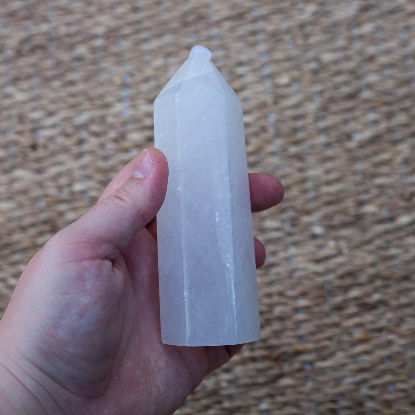 White calcite - tower B