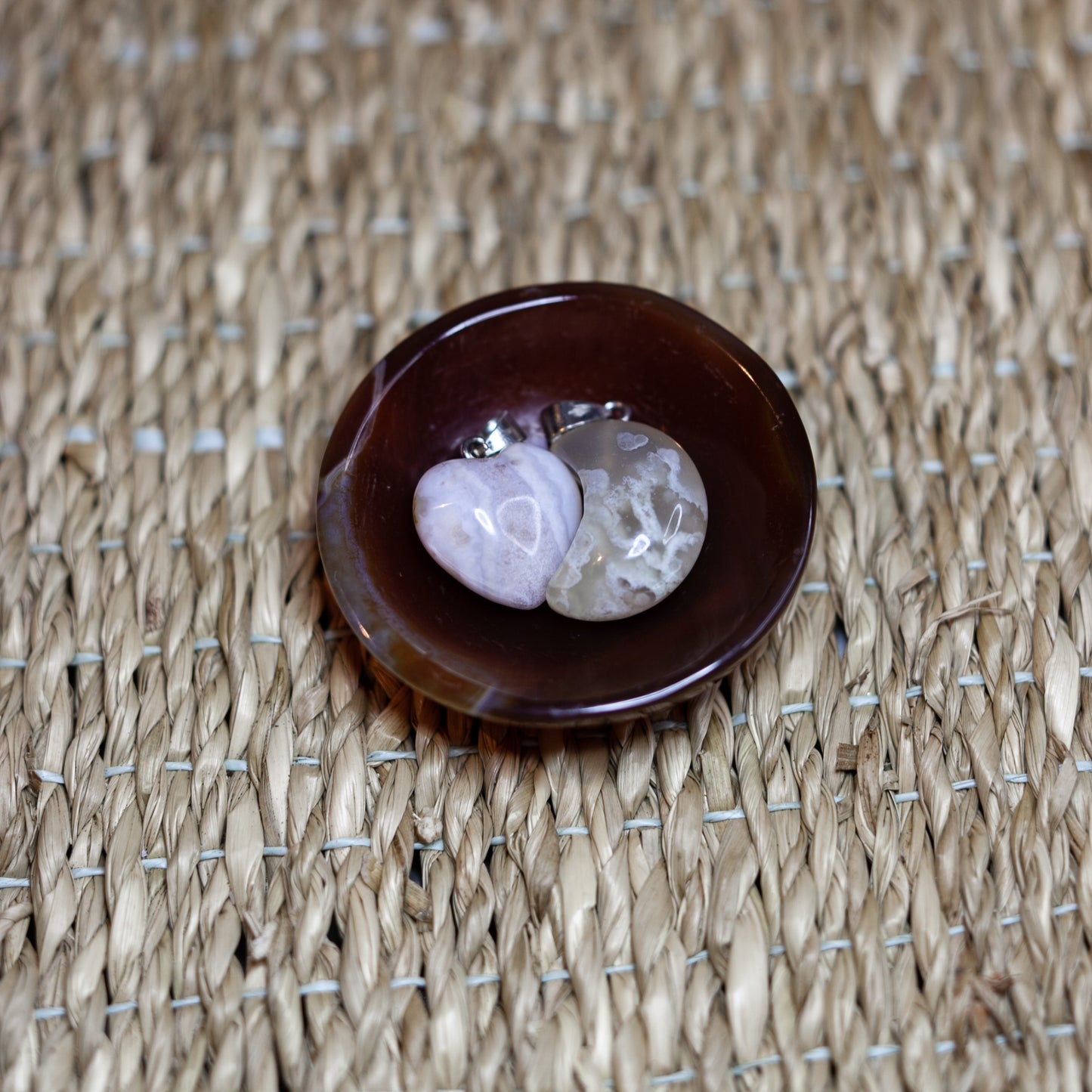 Flower agate - charm