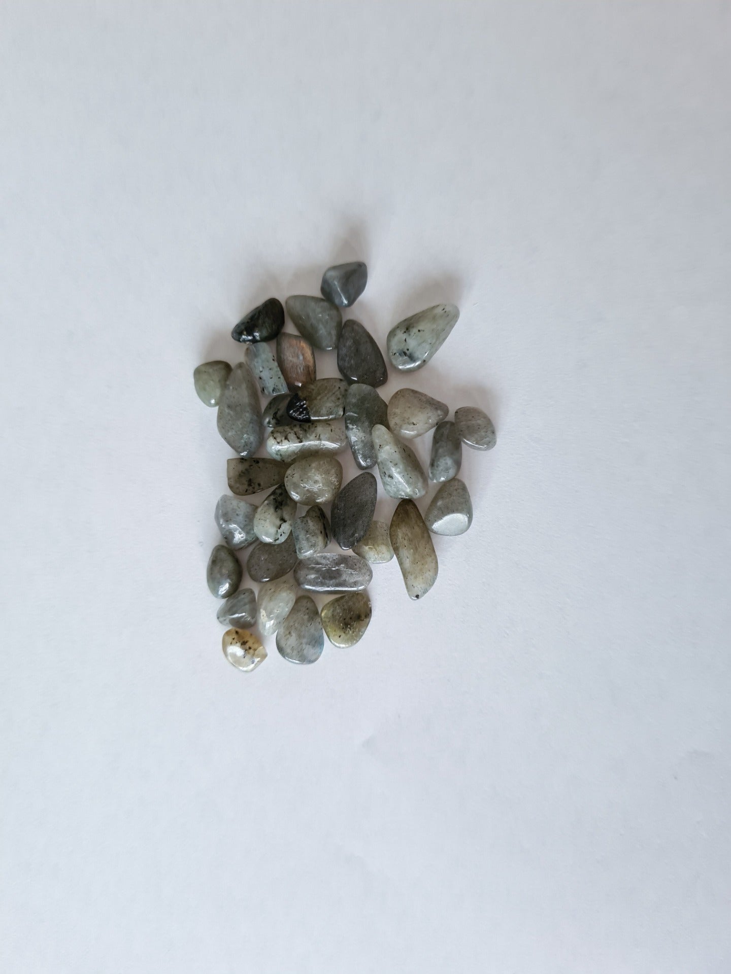 Labradorite - chips