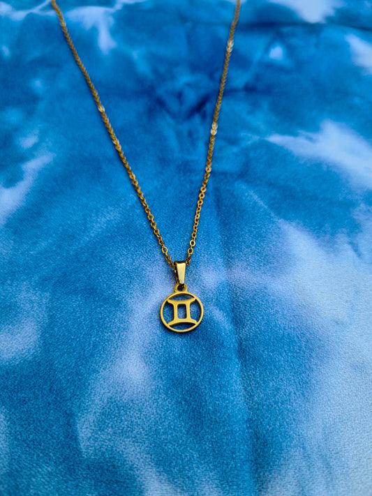 Gemini necklace gold